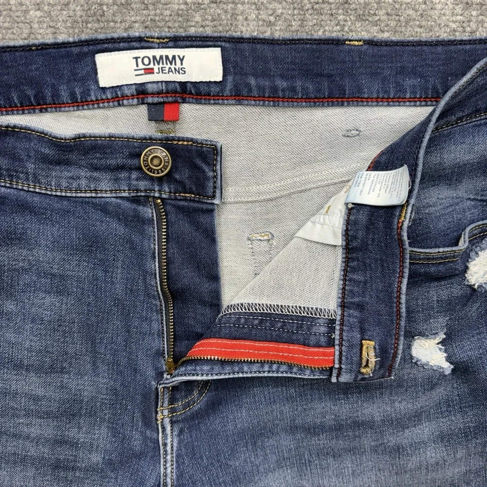 Tommy Hilfiger Jean Denim Shorts Men's size 38 38x8 distressed